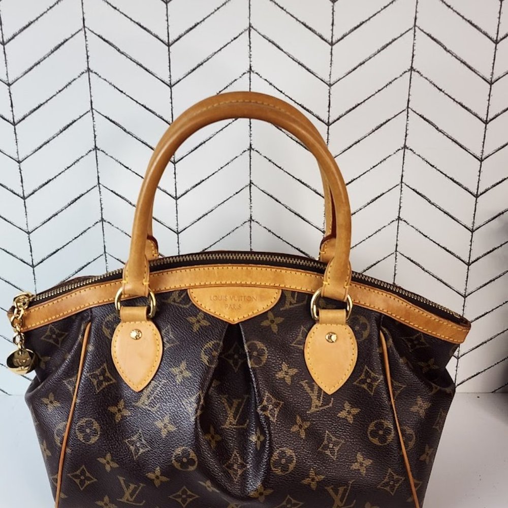 Louis Vuitton Tivoli PM Shoulder Bag Monogram - Picture 3 of 14